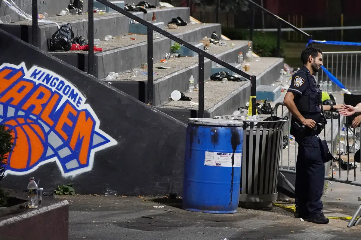 Basketball player fatally shot during crowded Harlem tournament