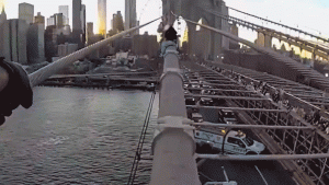 Bodycam footage shows rescue of woman in distress on Brooklyn Bridge