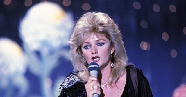 Bonnie Tyler, known for her hit song 'Total Eclipse of the Heart,' has passed away at 75.