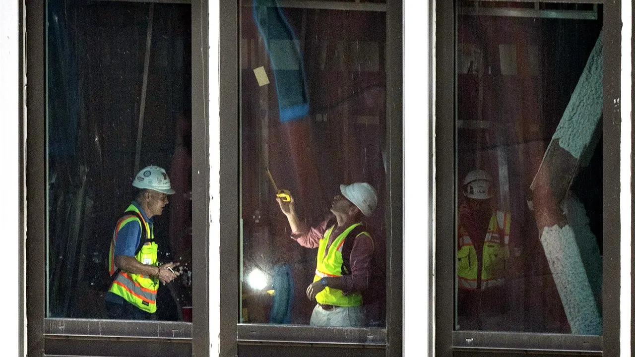 Builder of Manhattan high-rise claims collapse concerns were exaggerated