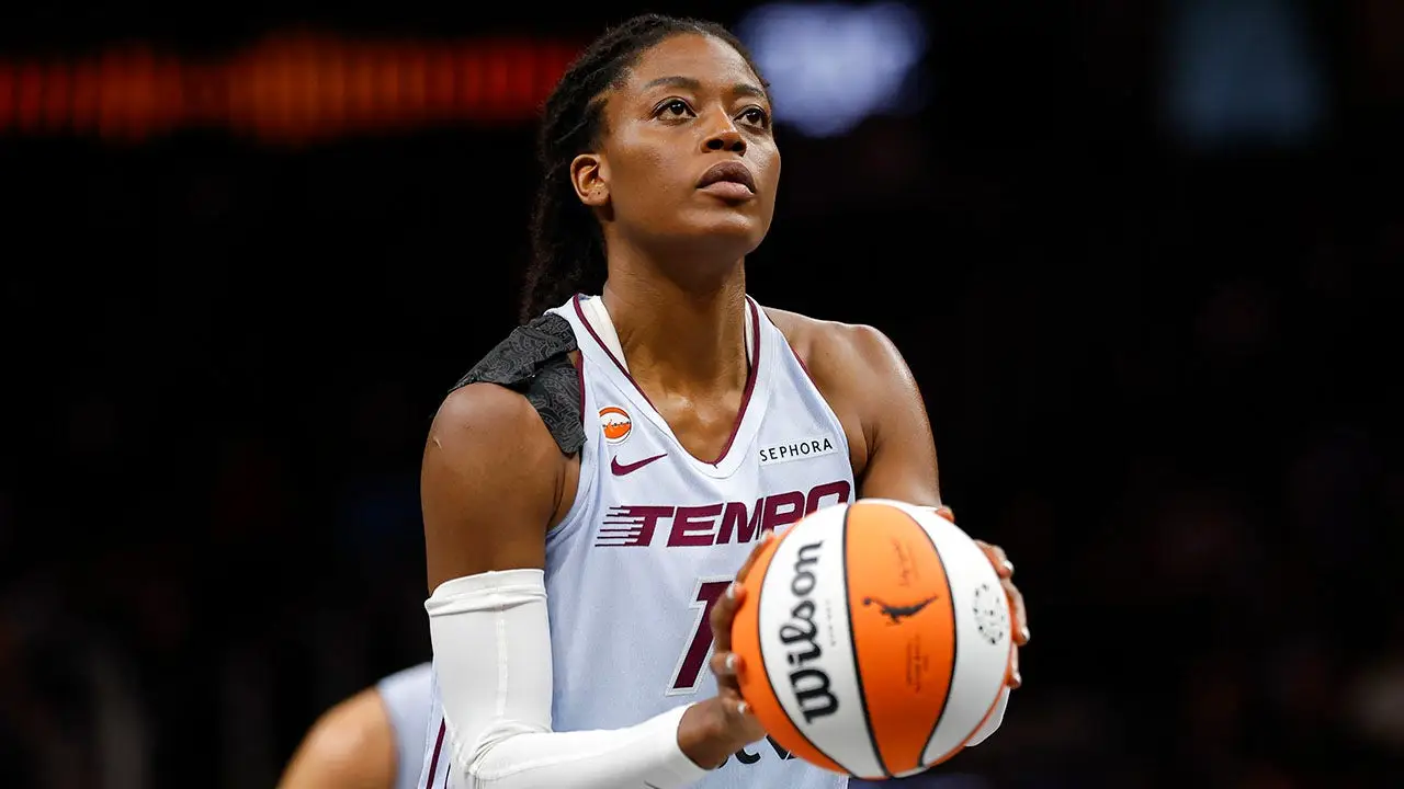 Caitlin Clark's ex-teammate criticizes WNBA for suspending Tempo's head coach due to 'protected species' comment