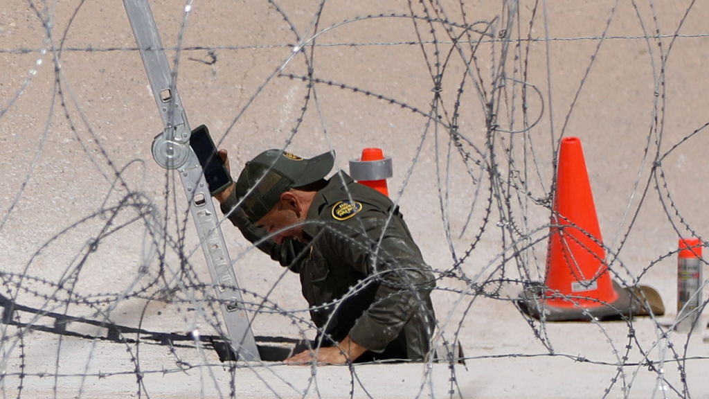 CBP discloses that cartels continue to smuggle people and drugs in El Paso