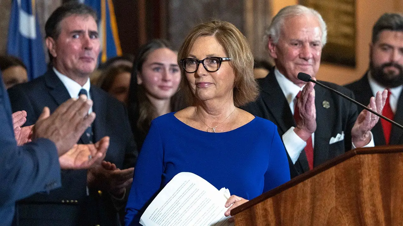 Darline Graham takes oath as South Carolina's first female senator