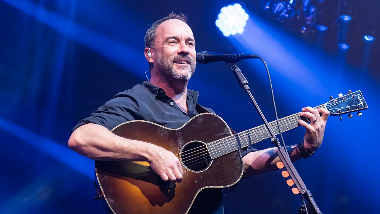 Dave Matthews criticizes ICE agents following the shooting death in Houston