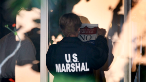 Deputy U.S. Marshal fatally shot while carrying out arrest warrant in Louisiana