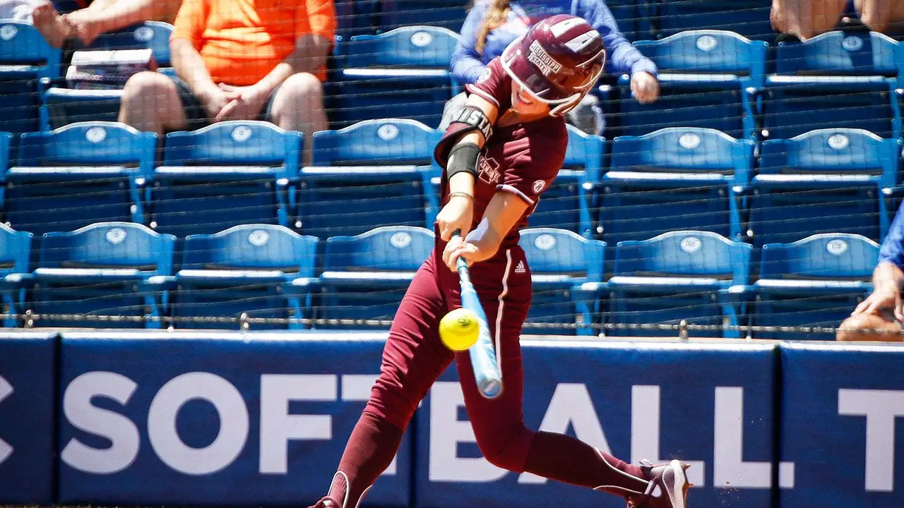 Ex-college softball star is now a Giants supporter, Norway fan won't participate in rowing, and Spurs announcer loses job