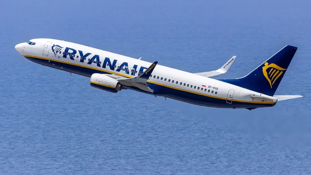 Experts explain how a Ryanair flight passenger came close to being pulled out of a window