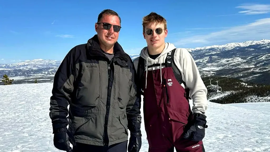 Father and son die in plane crash following Cardinals game