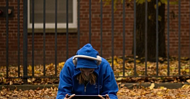Florence Starts Center to Address Youth 'Digital Addiction'