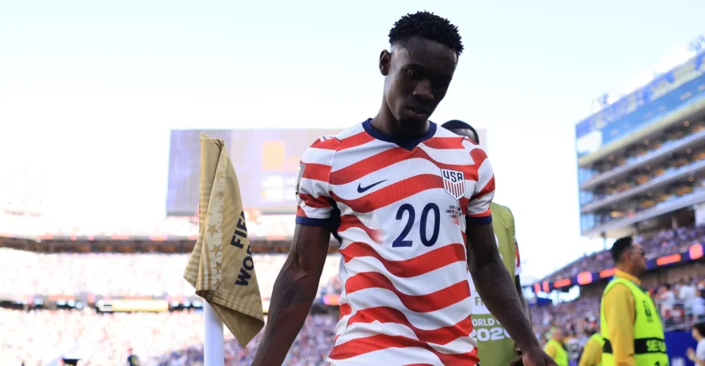 Folarin Balogun’s red card incident sparks chaos on Monday Night of the World Cup