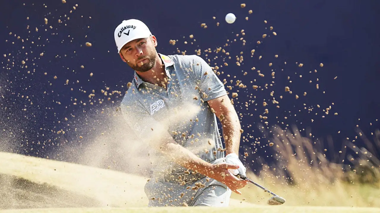 Golf fans are angry over a TV mistake at the British Open, Hooters Gianna goes to the beach, and Sophie Cunningham takes on Big Tech.