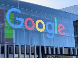 Google Takes Center Stage Before Earnings: 8 Important Factors Influencing the Stock Market on Wednesday