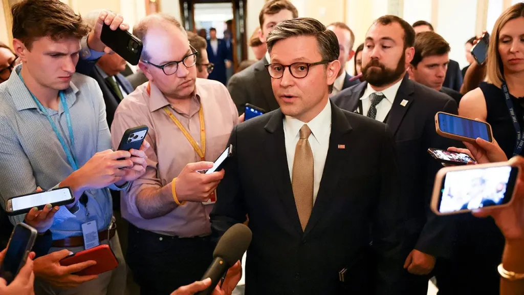 House Republican leaders hurry to resolve conservative dissent