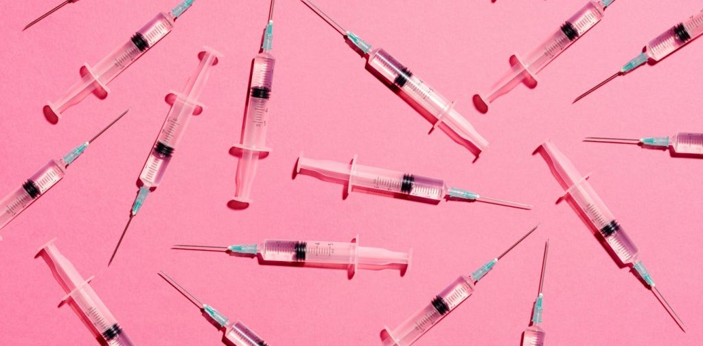 How vaccine doubters use storytelling skillfully to craft impactful yet medically misleading messages