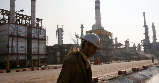 Iran Warns of Stopping Oil Production in the Middle East as U.S. Reinstates Blockade