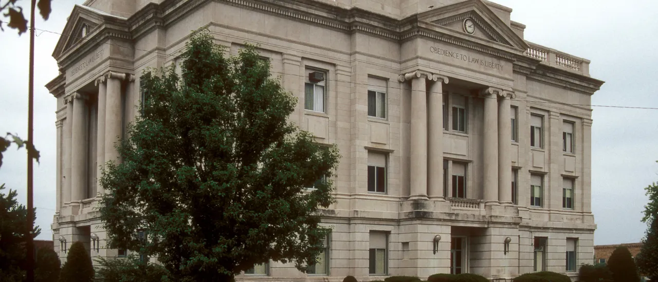 Judge Bars Prosecutor From Office For Not Maintaining Professional Conduct