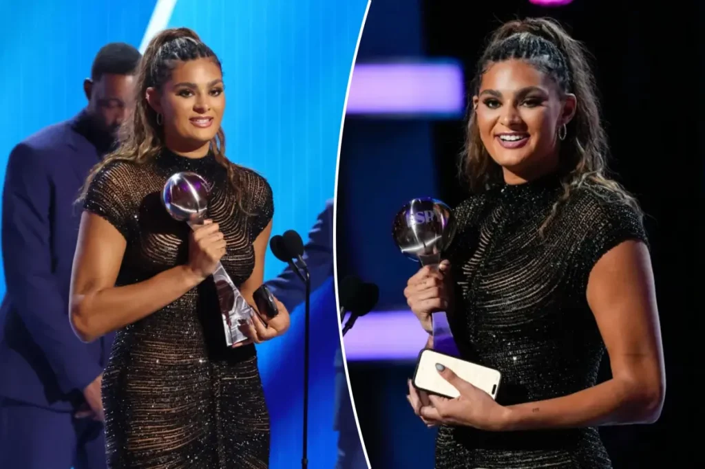 Lauren Betts captivates at the ESPYs with a viral speech on mental health