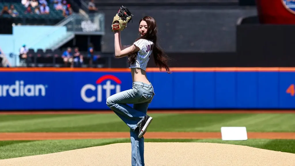 Mets showcase a Korean pop star with a stunning windup for the first pitch, Wemby plays soccer, and Rosie