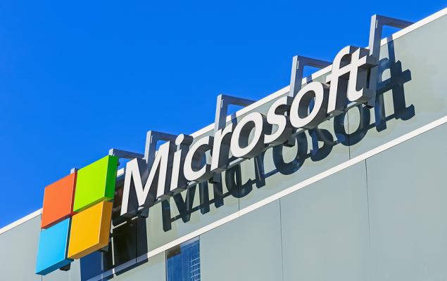 Microsoft Stock Ahead of Q4 Earnings: Should You Purchase Now or Wait for the Outcome?