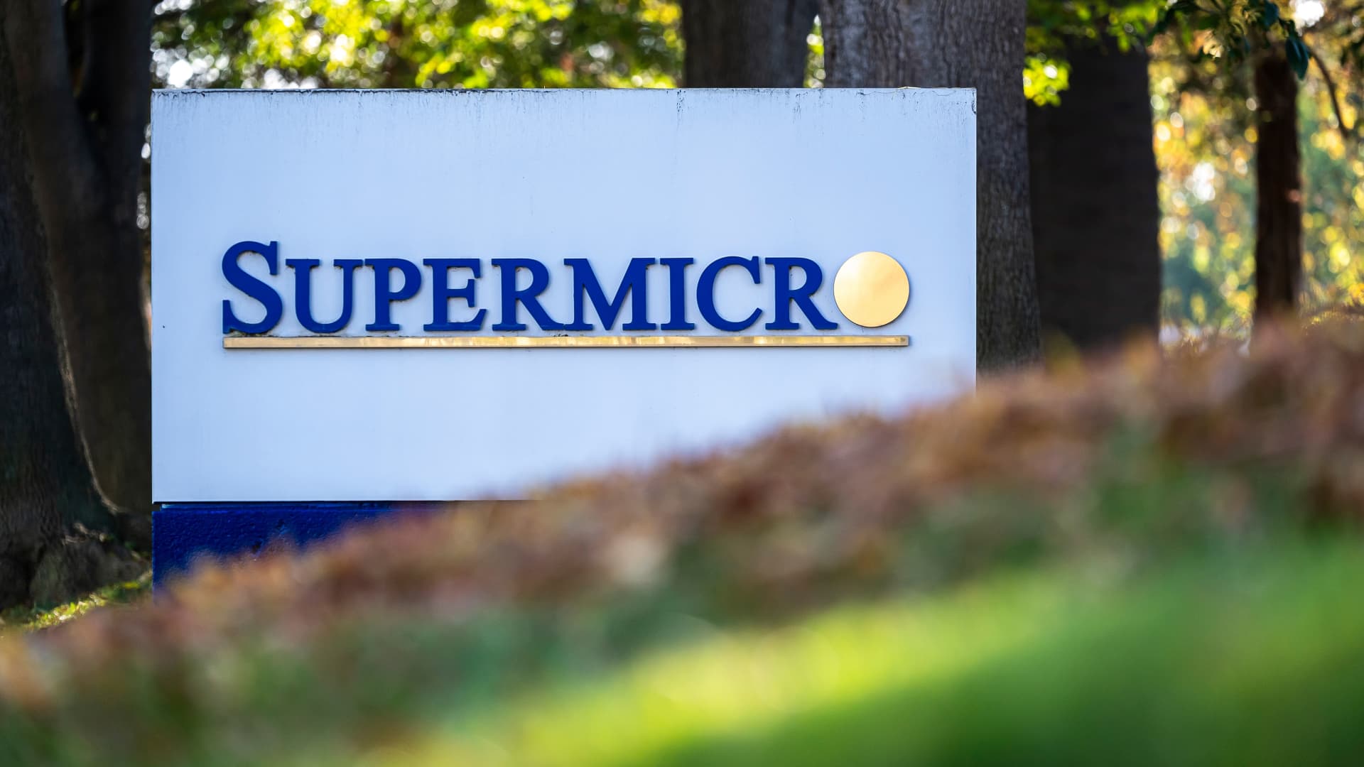 Midday stock movements: Super Micro Computer, EQT, AAR, Chubb, Pegasystems, and others