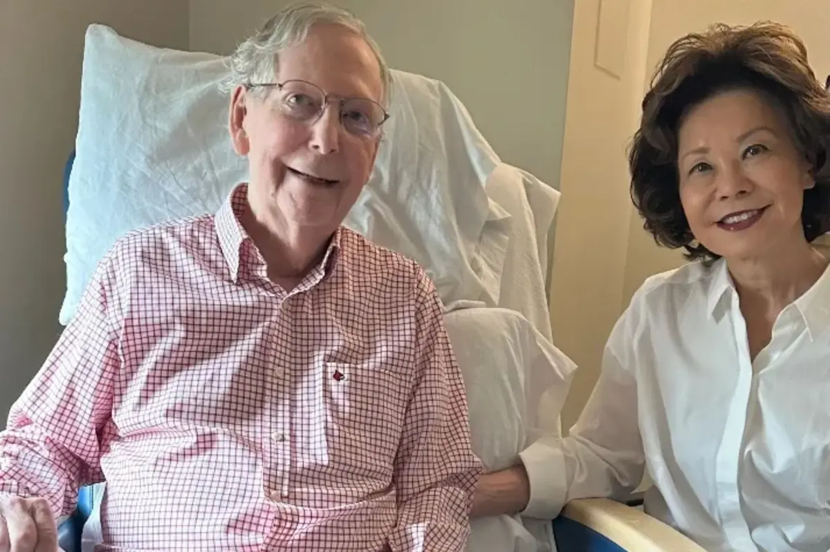 Mitch McConnell, 84, addresses concerns about his health with a photo following his hospital stay