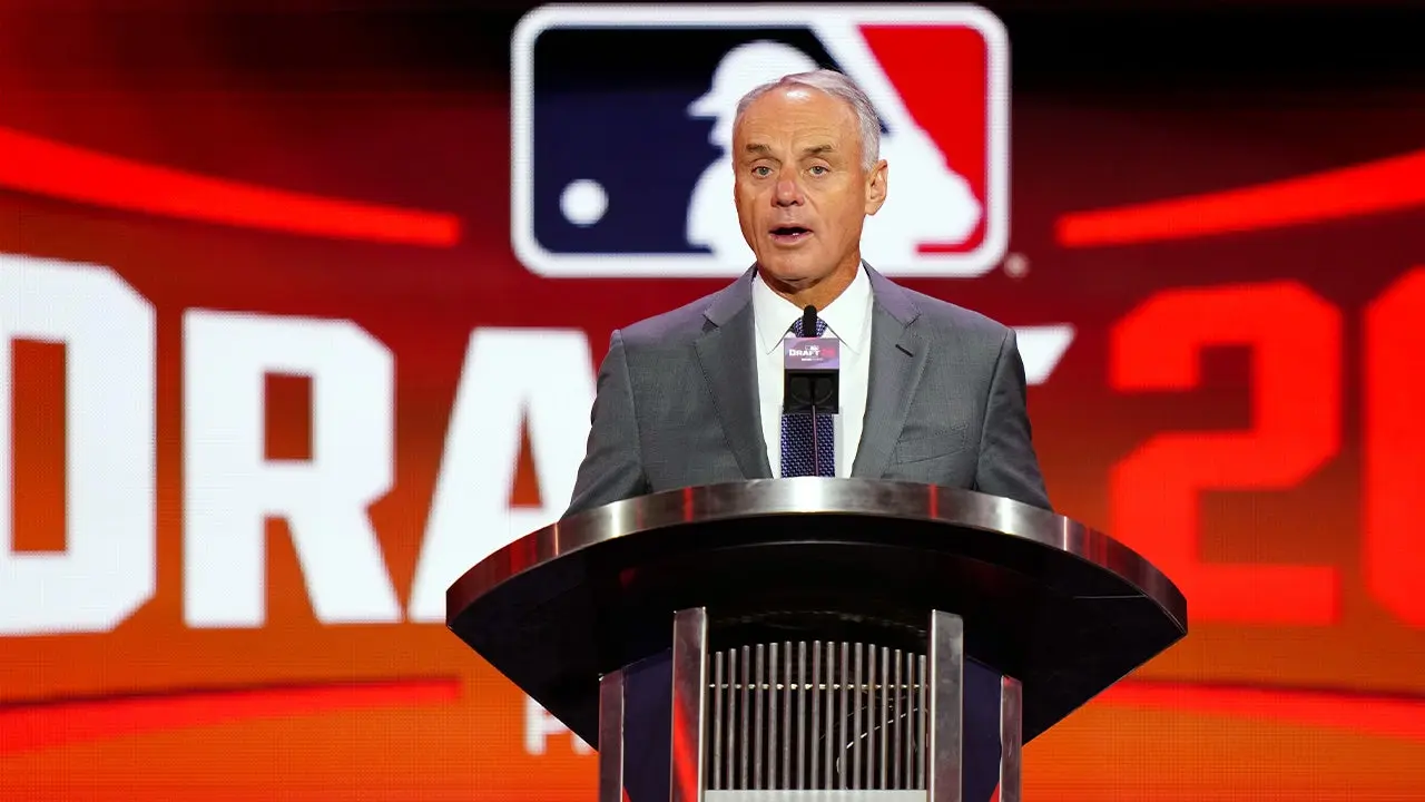 MLB commissioner Rob Manfred mispronounces the first overall draft pick's name