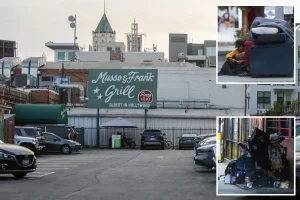 Musso & Frank Grill in Hollywood is dealing with an increasing homeless situation on its doorstep.