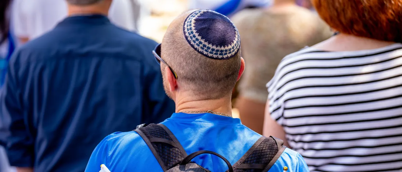 New Survey Indicates Jewish Americans Experience Isolation Amid Rising Antisemitism