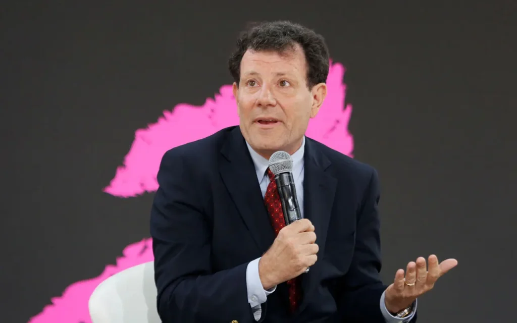 Nicholas Kristof announces he will not run for office again