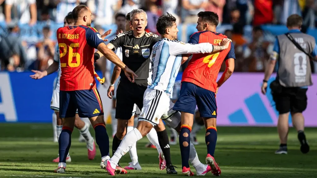 Paredes' red card overshadows Spain's extra time victory against Argentina in the World Cup