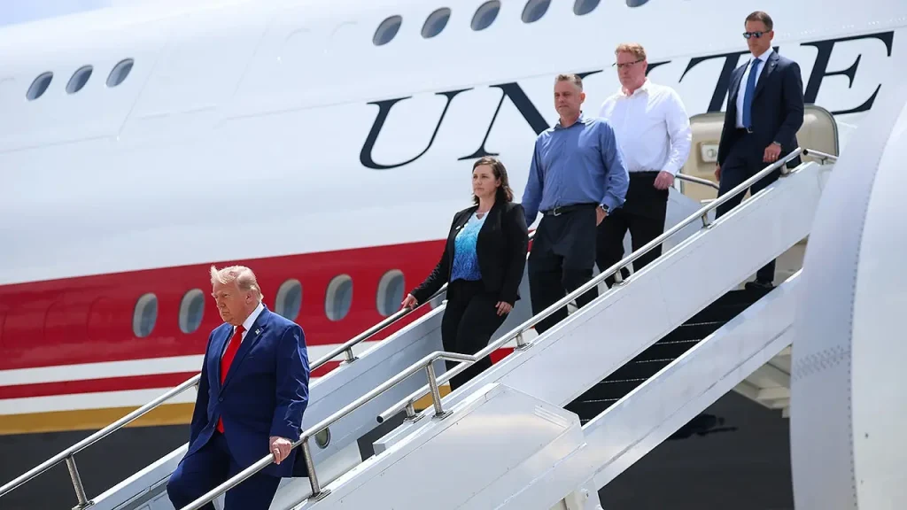 President Trump welcomes the family of fallen soldier Tyler Feehan aboard Air Force One.