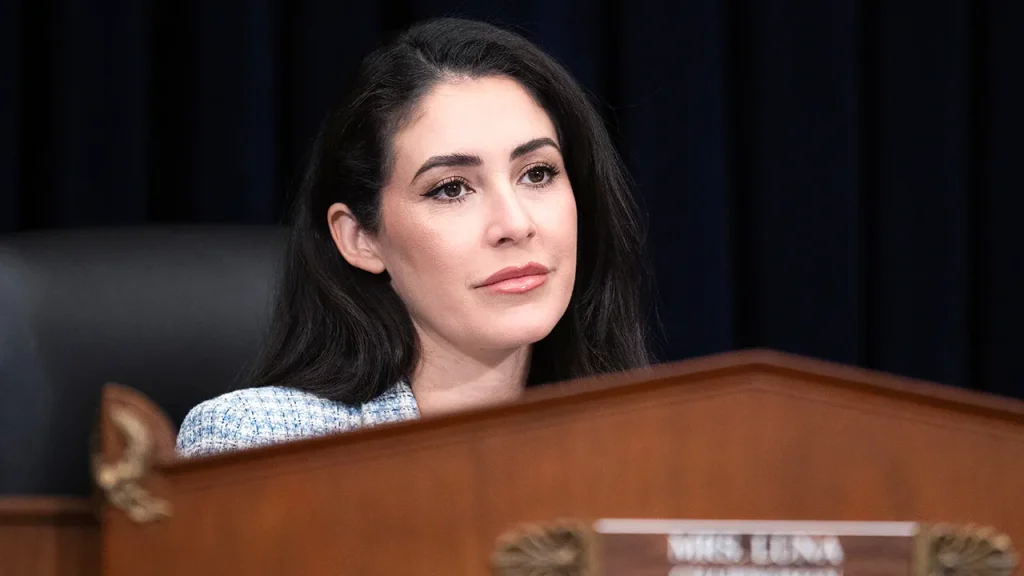 Rep. Anna Paulina Luna advocates for revoking visas of Chinese students