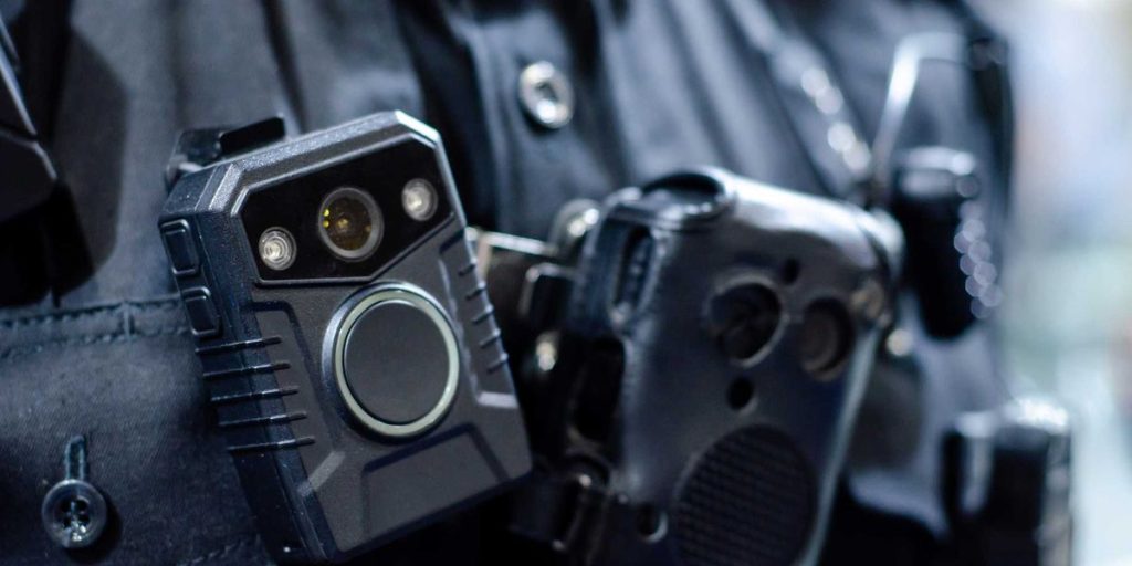 See how an officer heroically rescued a toddler's life, attributing the 'miracle' to Jesus Christ.