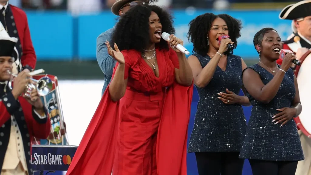 Social media responds to the performances of Jennifer Hudson and Patti Labelle at the MLB All-Star Game