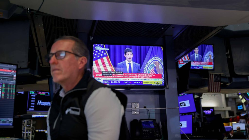 S&P 500 futures remain steady as traders consider rising oil prices following an attempted attack from Iran: Live updates.