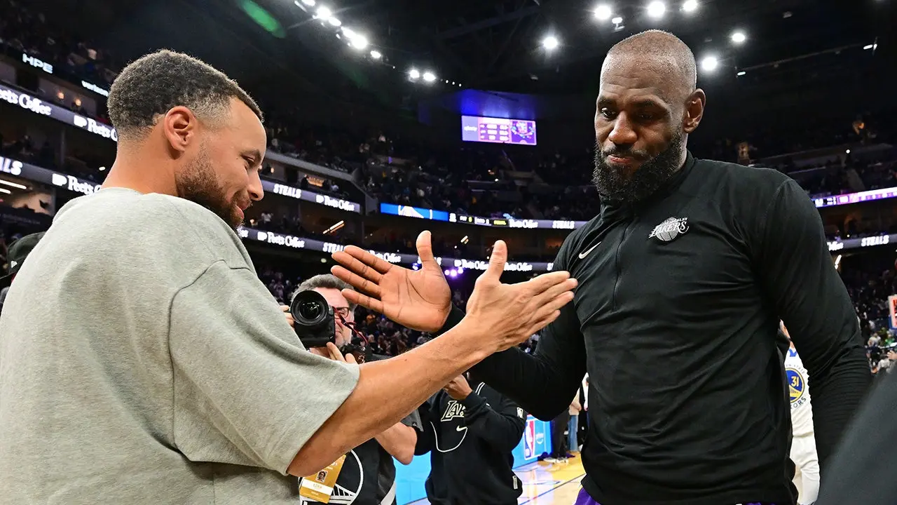 Stephen Curry indicates that the Warriors will seek LeBron James during free agency.