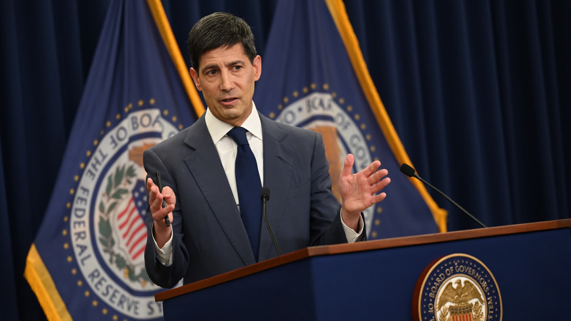 Stock surge, Federal Reserve initiatives, Delta financial results, and additional updates in the Morning Briefing.