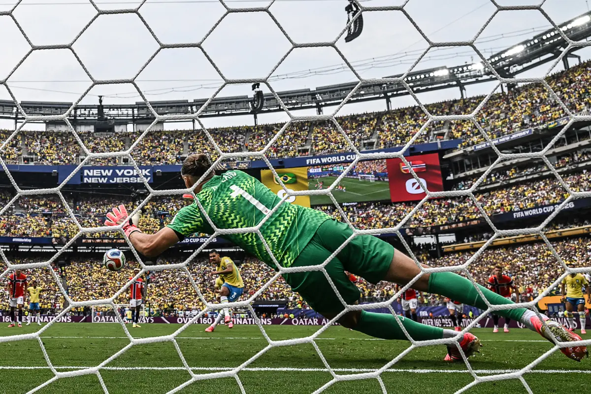 Study reveals that 24% of American men think they could score a penalty kick in the World Cup.