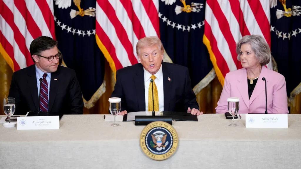 Susie Wiles talks with defense contractors about the reconciliation bill for the Iran war