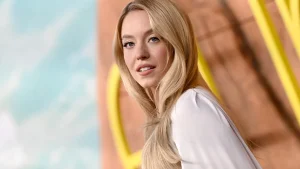 Sydney Sweeney posts a collection of photos from Australia while working on 'Gundam'