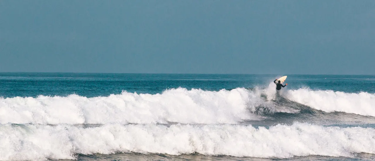 Teen Lifeguard Faces Rough Waves To Rescue 10-Year-Old Boy On Film