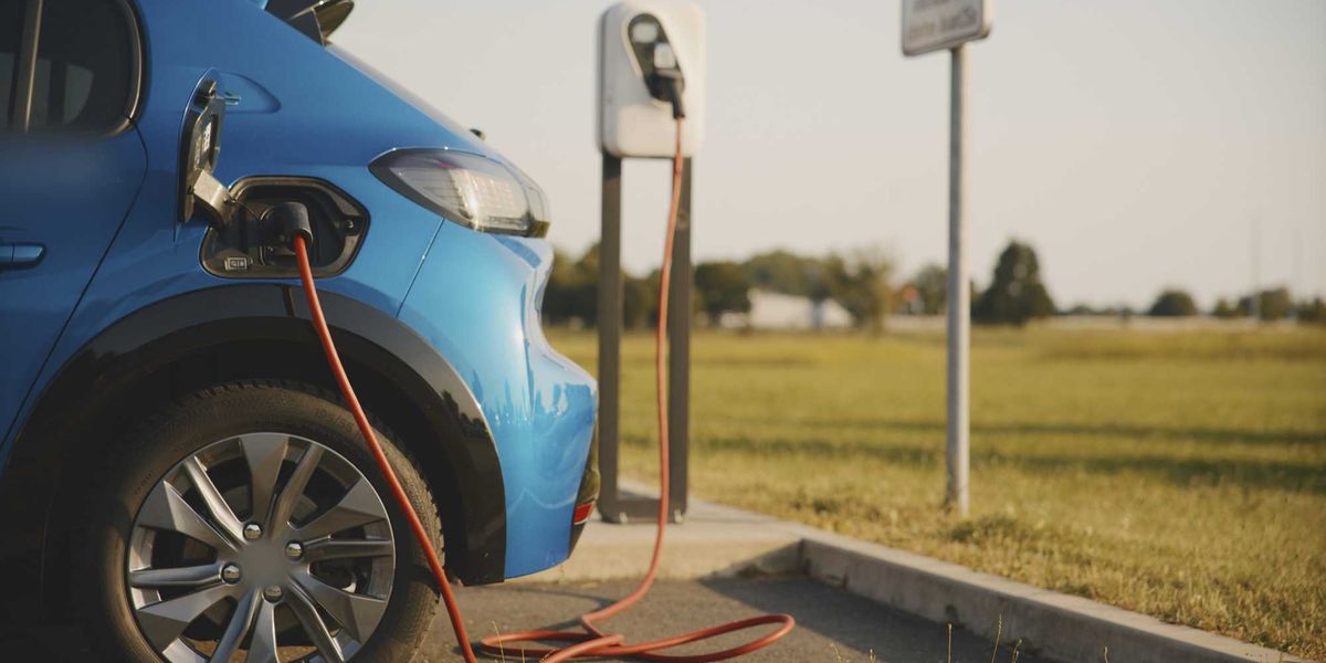 The electric vehicle industry is running low on energy — you can imagine who is panicking.