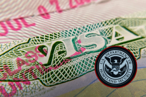 Trump administration reduces the length of stay in the U.S. for visa-holding foreign students and journalists
