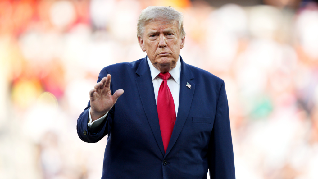 Trump showcases influence in Arizona primaries while Democrats avoid far-left challenges and other major news