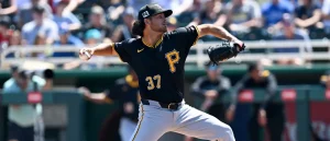 Two Managers Made the Decision to Remove Their Pitchers While They Were Throwing Perfect Games