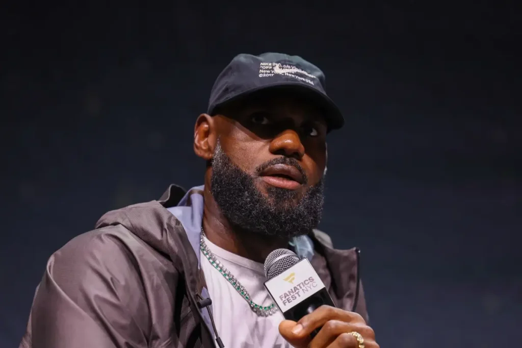Update on LeBron James' challenging free agency situation