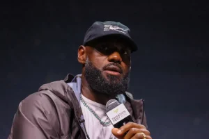 Update on LeBron James' challenging free agency situation