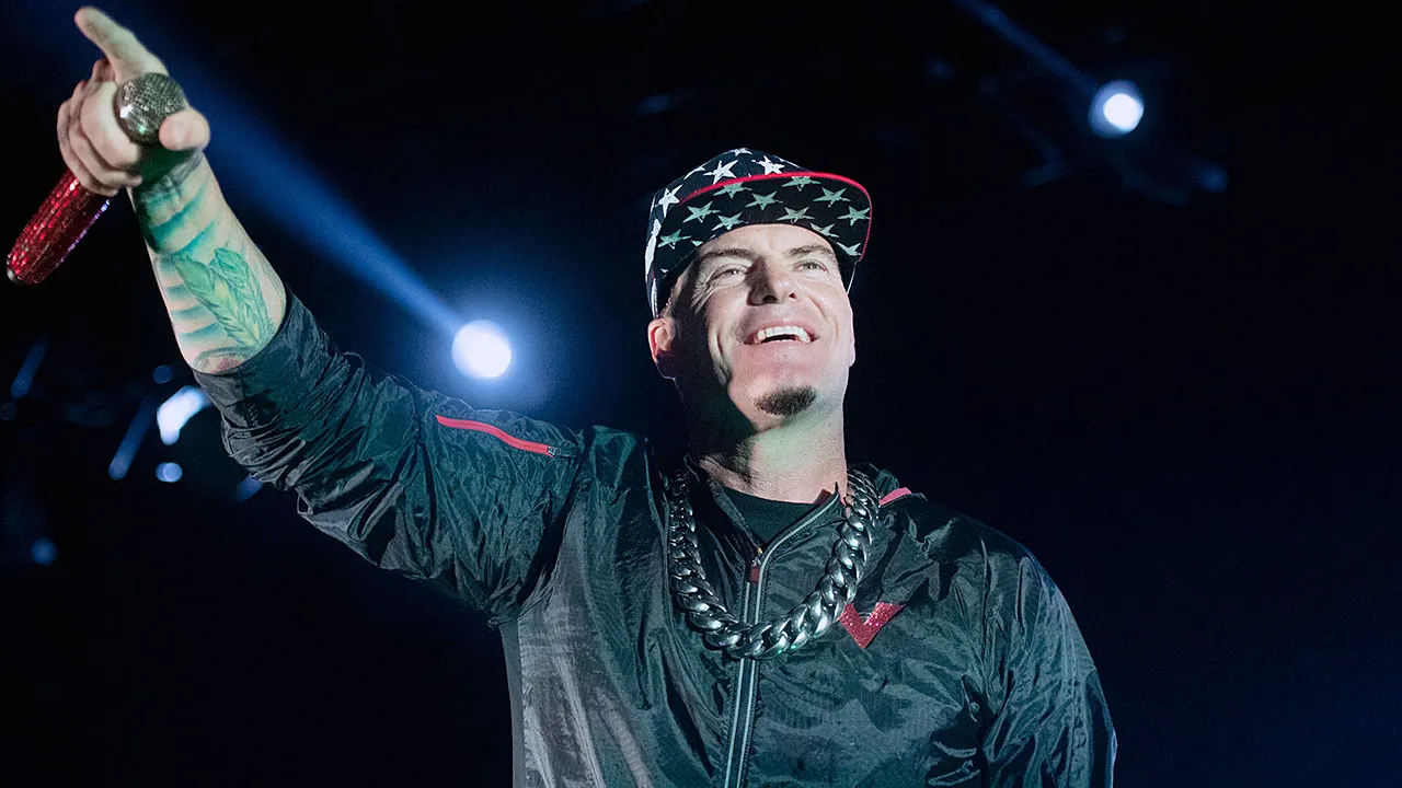 Vanilla Ice reveals he penned a suicide note at 27 while struggling with addiction.