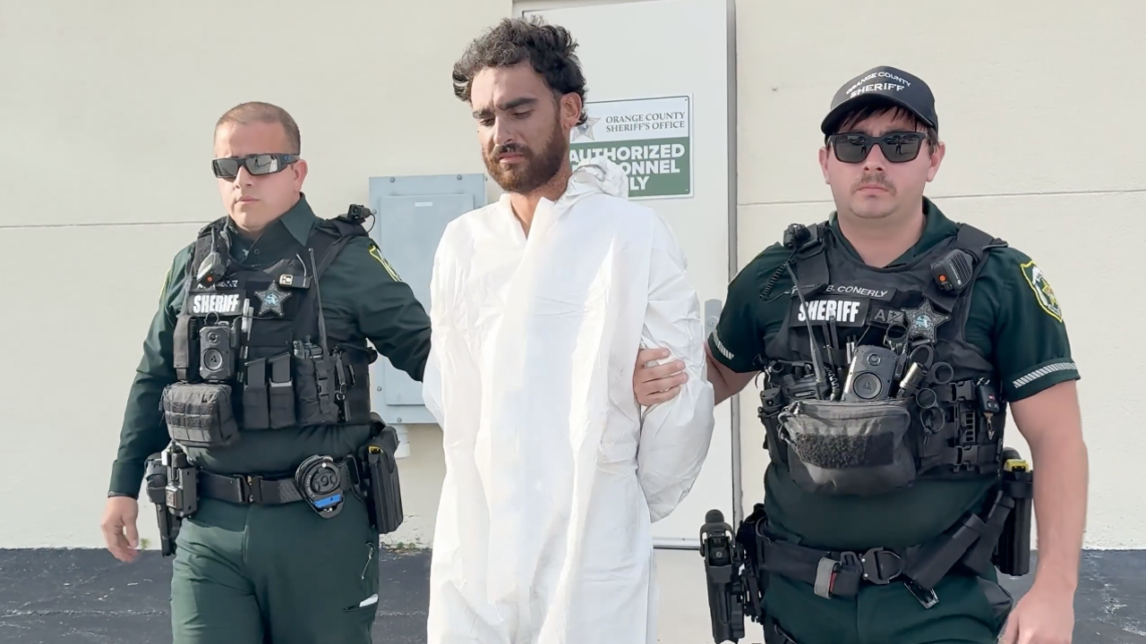 Bystander killed after stepping in to help during roadside altercation after Florida accident
