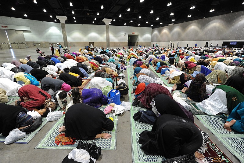 California Assembly bill to officially acknowledge two Islamic holidays is pending approval from the state Senate
